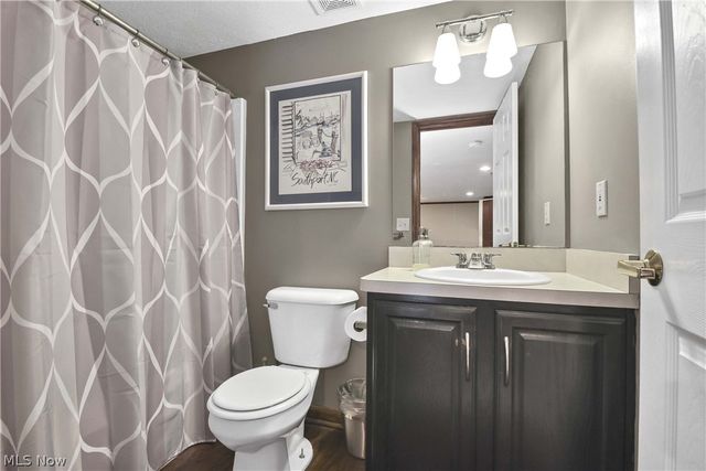 30941 Pepper Mill Court 83B, North Olmsted, OH 44070