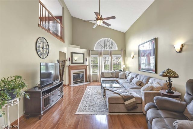 30941 Pepper Mill Court 83B, North Olmsted, OH 44070
