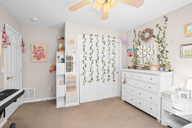 13 Mulberry Lane, Amherst, NH 03031