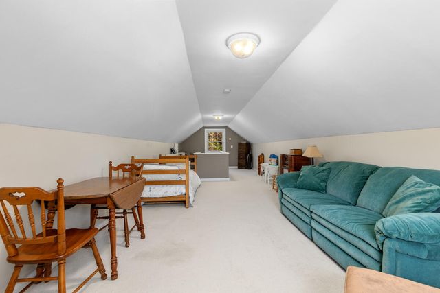 996 Colonial Court, Holland, MI 49423