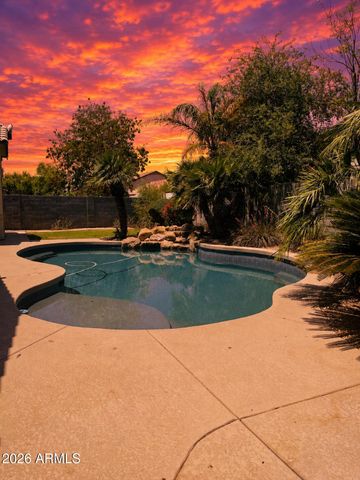 16758 W APACHE Street, Goodyear, AZ 85338