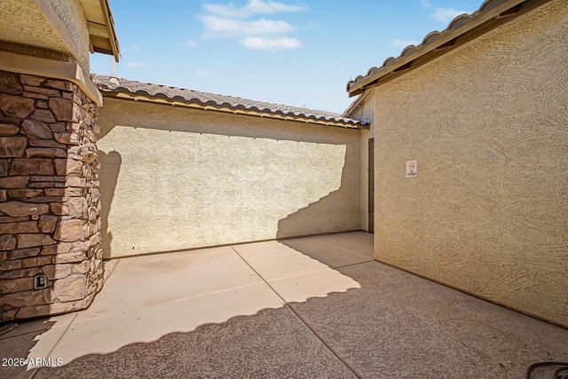 16758 W APACHE Street, Goodyear, AZ 85338