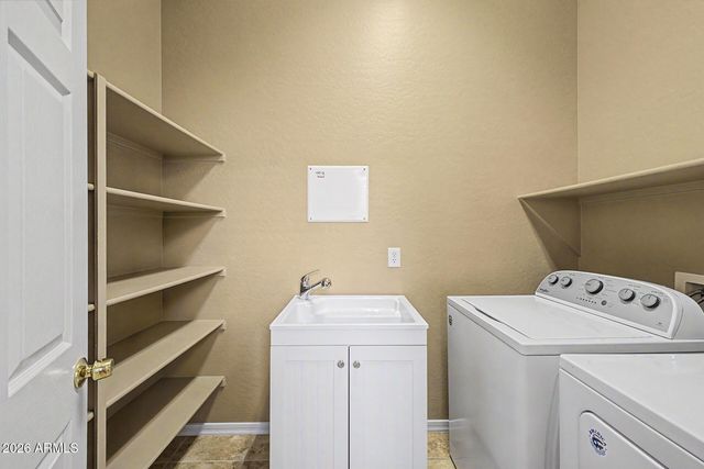 16758 W APACHE Street, Goodyear, AZ 85338