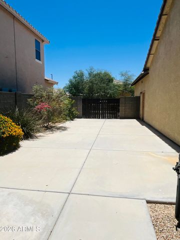 16758 W APACHE Street, Goodyear, AZ 85338