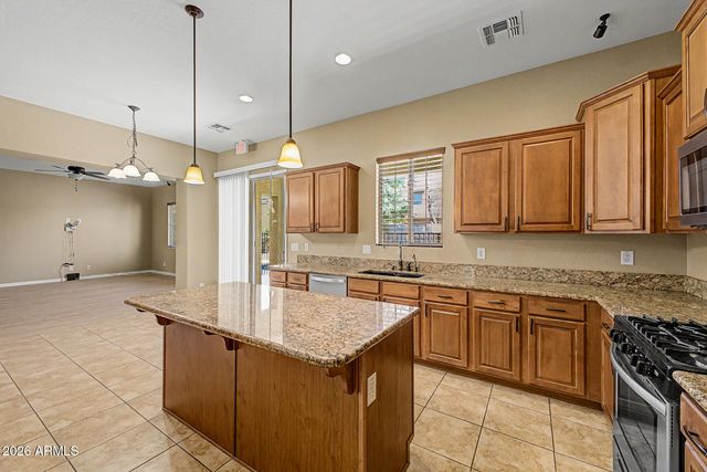 16758 W APACHE Street, Goodyear, AZ 85338