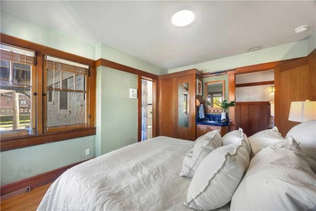 2303 E Ocean Boulevard, Long Beach, CA 90803