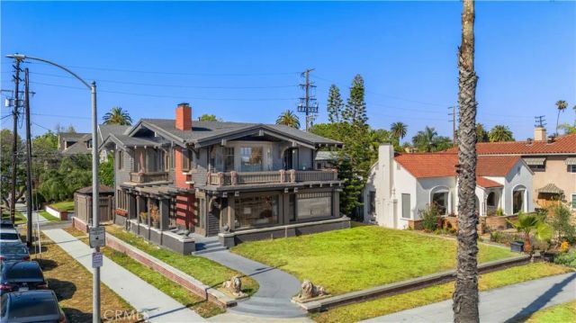 2303 E Ocean Boulevard, Long Beach, CA 90803