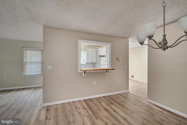 98 PINE OAK BLVD, Barnegat, NJ 08005