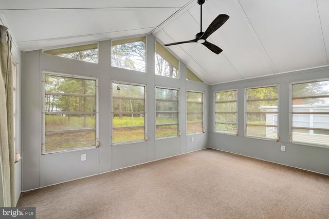98 PINE OAK BLVD, Barnegat, NJ 08005