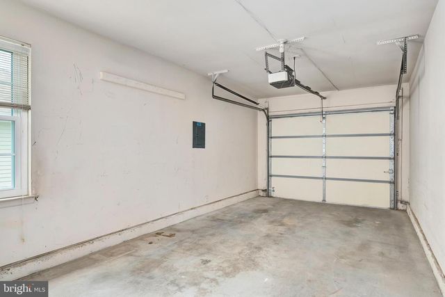 98 PINE OAK BLVD, Barnegat, NJ 08005