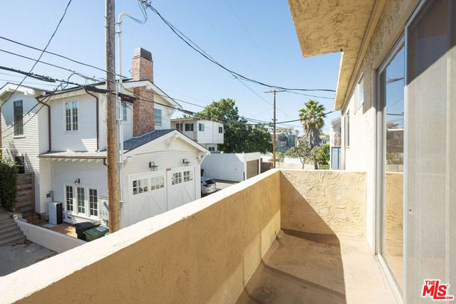 2616 5th Street 210, Santa Monica, CA 90405