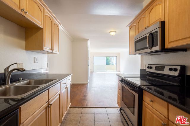 2616 5th Street 210, Santa Monica, CA 90405