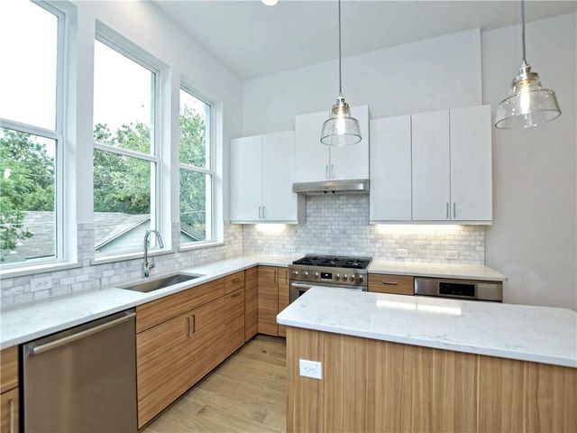 3500 Harmon Ave 3, Austin, TX 78705