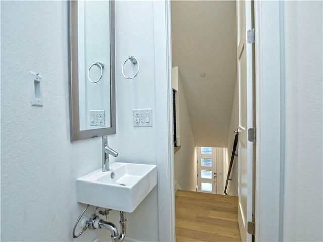 3500 Harmon Ave 3, Austin, TX 78705