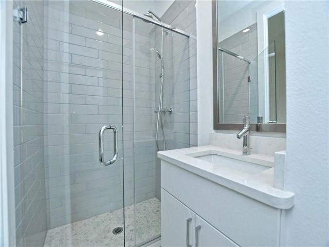 3500 Harmon Ave 3, Austin, TX 78705