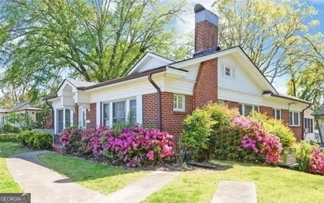 183 Athens Street, Hartwell, GA 30643