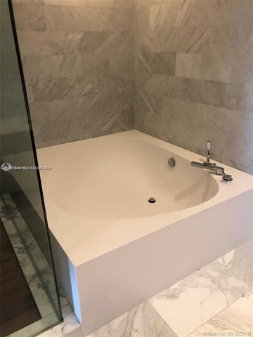 10203 Collins Ave 605, Bal Harbour, FL 33154