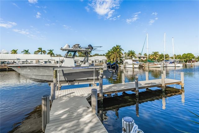 240 Sea Gull Avenue, Vero Beach, FL 32960