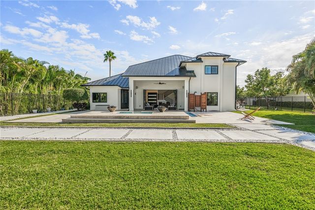 240 Sea Gull Avenue, Vero Beach, FL 32960