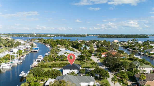 240 Sea Gull Avenue, Vero Beach, FL 32960