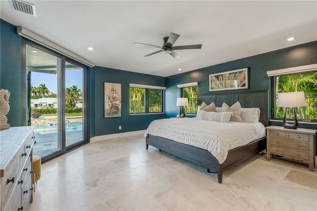 240 Sea Gull Avenue, Vero Beach, FL 32960