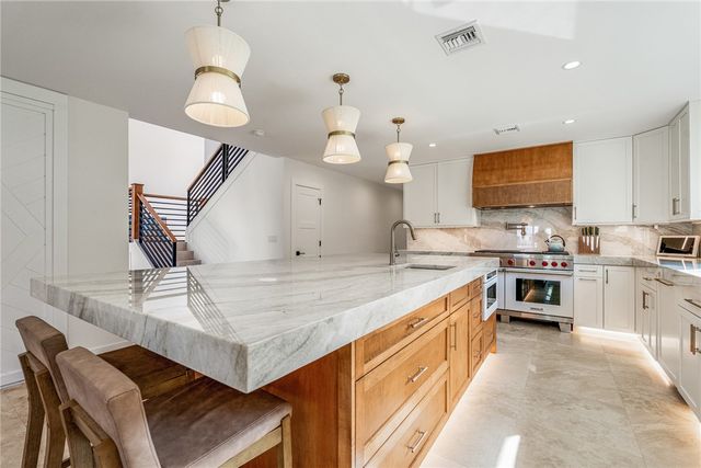 240 Sea Gull Avenue, Vero Beach, FL 32960