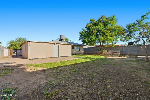 117 W ROESER Road, Phoenix, AZ 85041