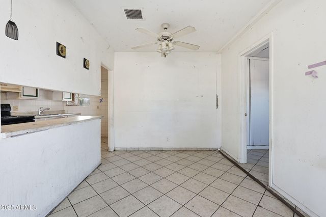 117 W ROESER Road, Phoenix, AZ 85041