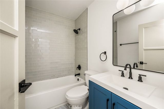 705 S Corlett Avenue, Compton, CA 90220