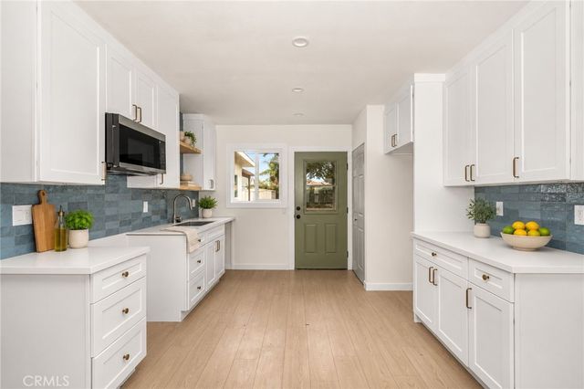 705 S Corlett Avenue, Compton, CA 90220