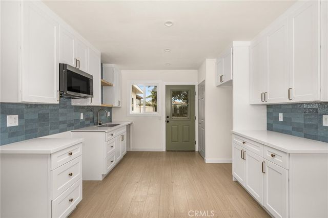 705 S Corlett Avenue, Compton, CA 90220