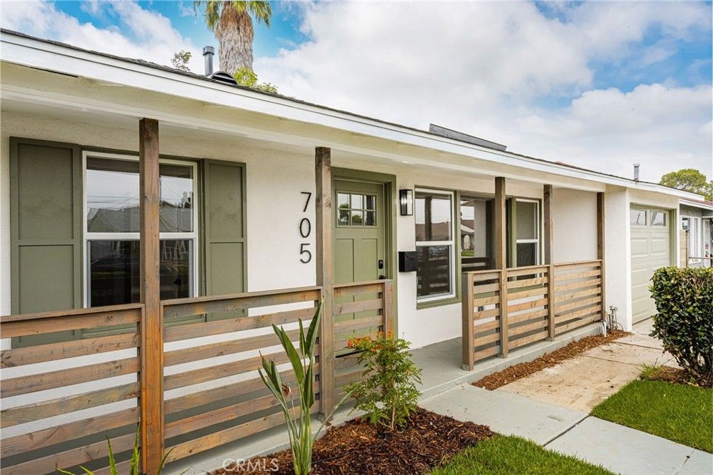 705 S Corlett Avenue, Compton, CA 90220 — photo 2