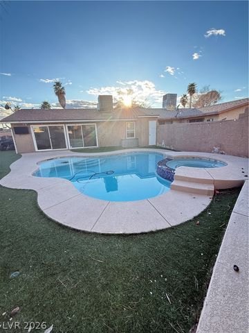 4800 Chantilly Avenue, Las Vegas, NV 89110