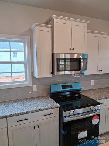 126 Kerr Walk Drive, Statesville, NC 28677