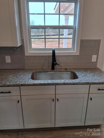 126 Kerr Walk Drive, Statesville, NC 28677