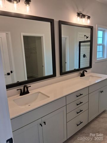 126 Kerr Walk Drive, Statesville, NC 28677