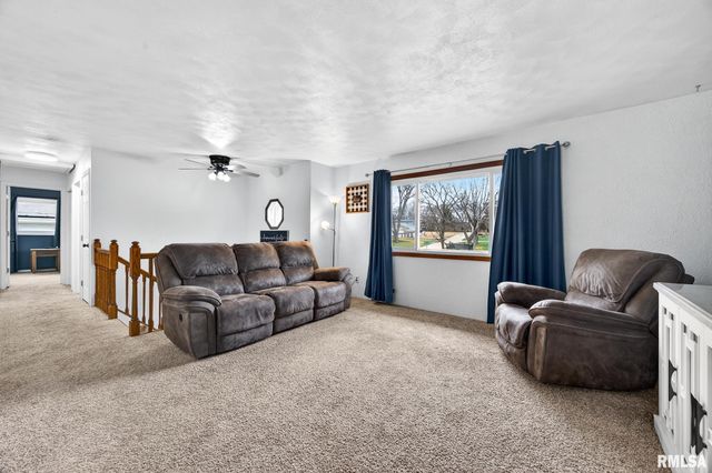 15314 N VONACHEN Drive, Chillicothe, IL 61523