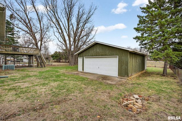 15314 N VONACHEN Drive, Chillicothe, IL 61523