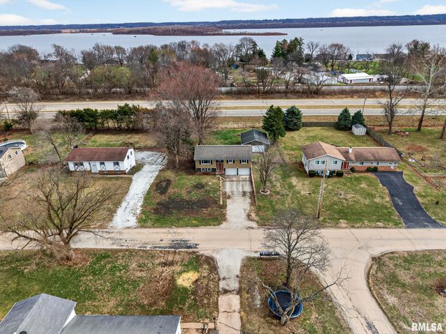 15314 N VONACHEN Drive, Chillicothe, IL 61523