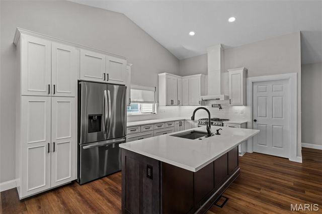 1706 Chestnut Farms Court, Fenton, MO 63026