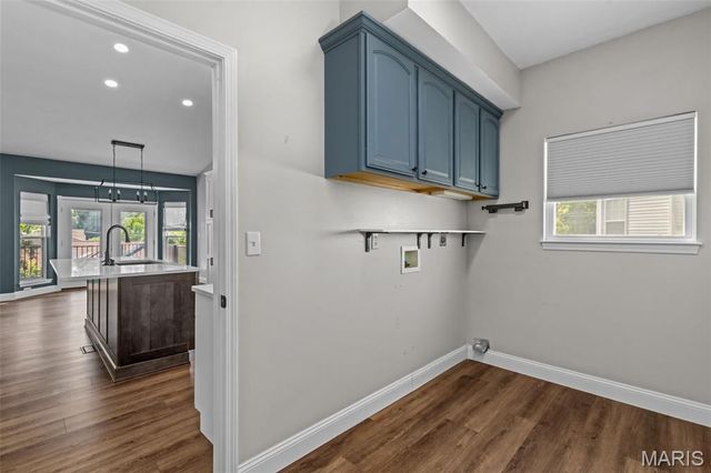 1706 Chestnut Farms Court, Fenton, MO 63026