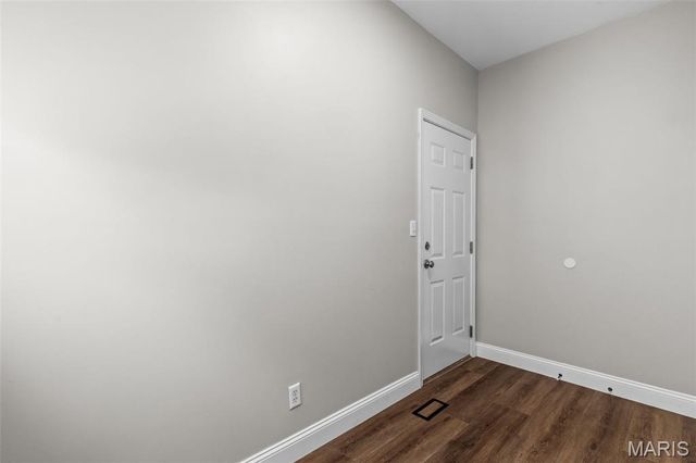 1706 Chestnut Farms Court, Fenton, MO 63026