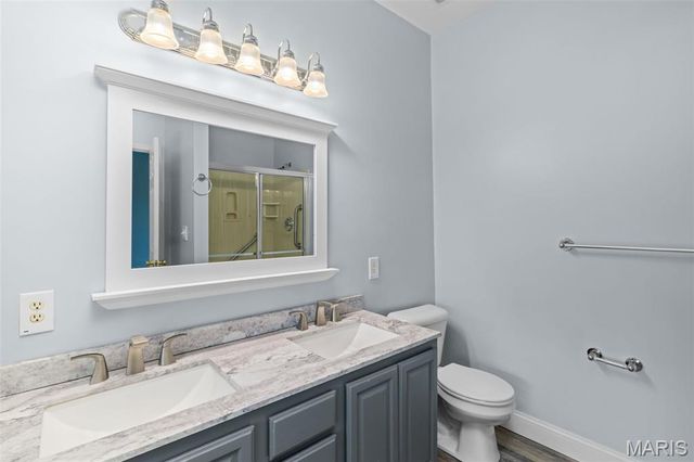 1706 Chestnut Farms Court, Fenton, MO 63026