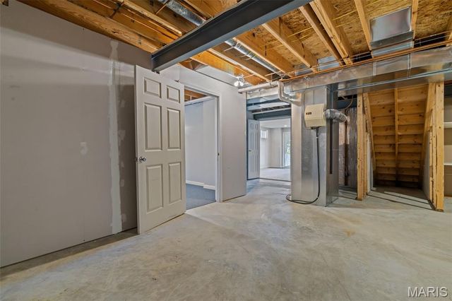 1706 Chestnut Farms Court, Fenton, MO 63026