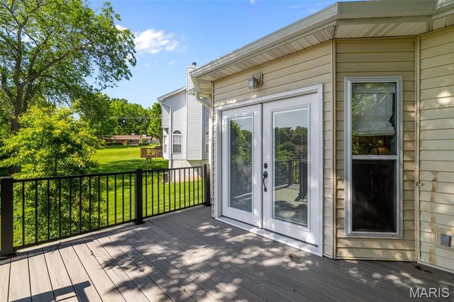 1706 Chestnut Farms Court, Fenton, MO 63026