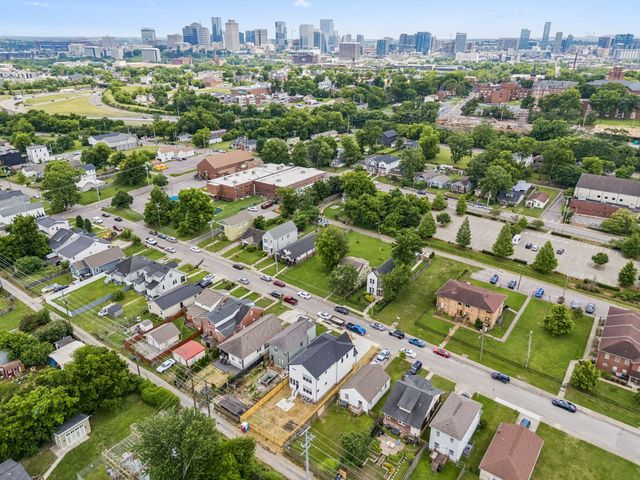 1726 Knowles St, Nashville, TN 37208