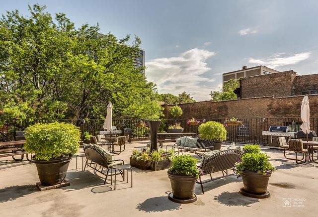 720 W Gordon Terrace 3B, Chicago, IL 60613