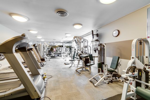 720 W Gordon Terrace 3B, Chicago, IL 60613