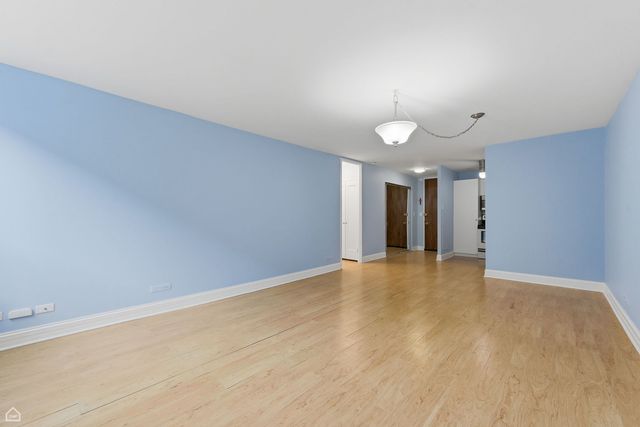 720 W Gordon Terrace 3B, Chicago, IL 60613