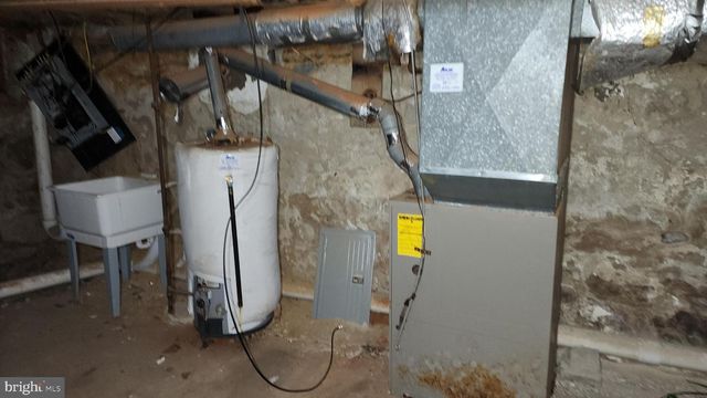 2113 N FRANKLIN ST, Philadelphia, PA 19122